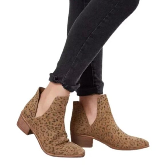 Coconuts by Matisse Shoes - Anthropologie Coconuts Matisse Pronto Leopard Bootie Boots Womens 6.5 Tan Brown
